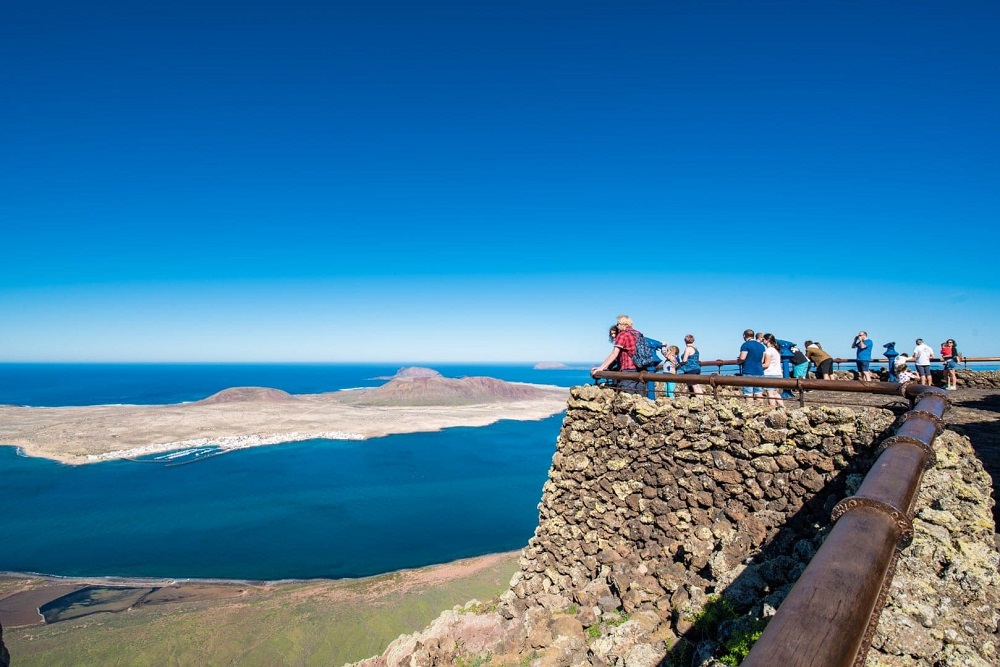 Lanzarote Discover the top 10 best places to see