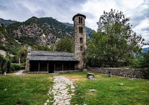 Attractions to see in Andorra, Santa Coloma Church